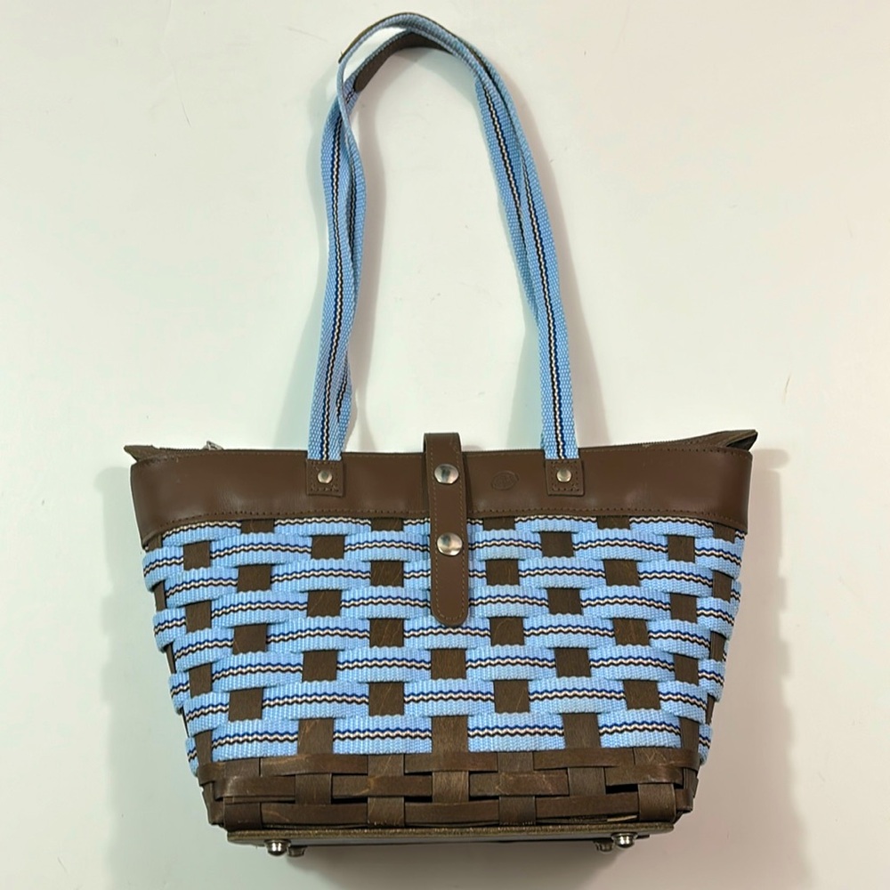 Boutique woven purse in brown and blue